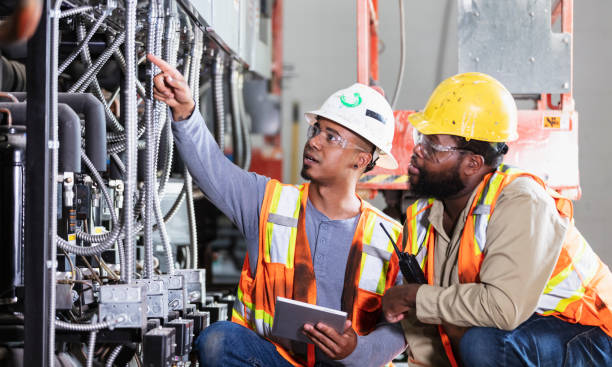 Best Licensed Electrician  in Great Neck Estates, NY